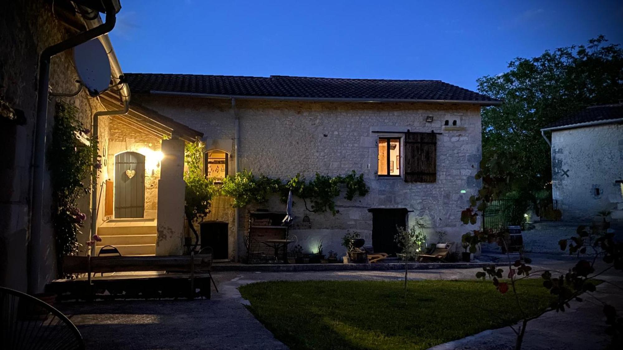 Métairie des Gâcheries Champagne-et-Fontaine Exterior foto